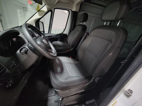 Used 2023 RAM ProMaster 2500 FWD image 27