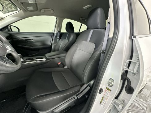 Certified 2024 Nissan Sentra SV FWD image 11