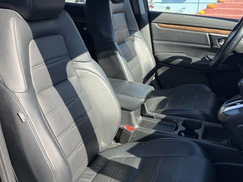 Used 2017 Honda CR-V Touring image 22