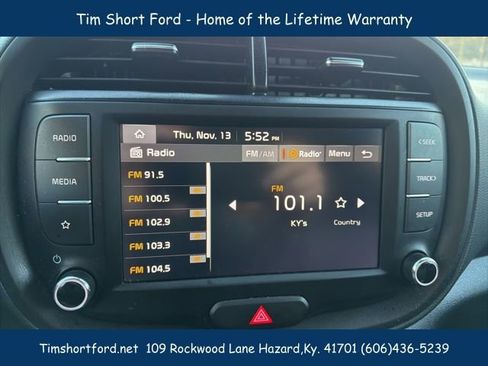 Used 2025 Kia Soul LX w/ LX Technology Package image 12