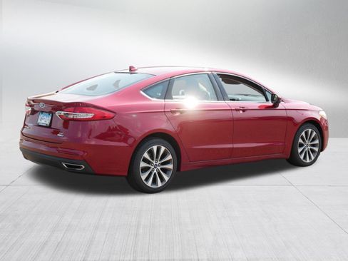 Used 2019 Ford Fusion SE AWD/4WD image 7