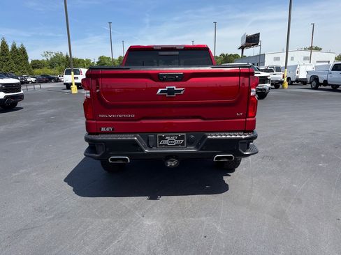 Used 2023 Chevrolet Silverado 1500 LT Trail Boss w/ LT Trail Boss Premium Package AWD/4WD image 4