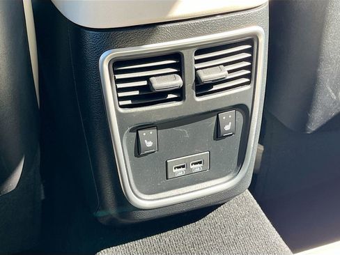 Certified 2023 Chrysler 300 Touring L w/ Comfort Group image 24