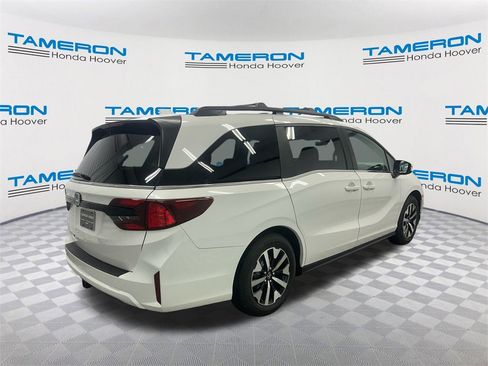 Used 2026 Honda Odyssey EX-L image 5