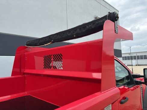 New 2023 Ford F550 4x4 Regular Cab Super Duty image 16