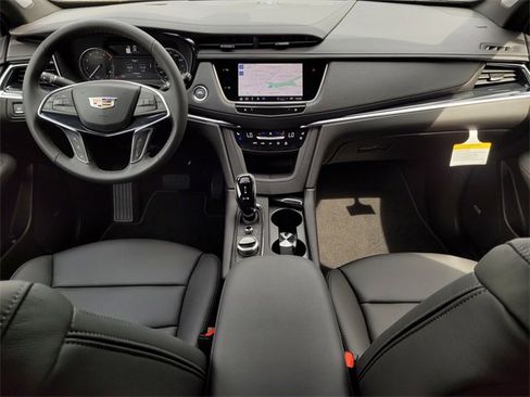 New 2025 Cadillac XT5 Premium Luxury image 12
