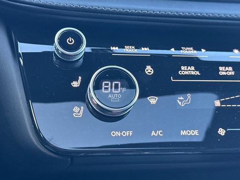 Certified 2025 INFINITI QX60 Luxe w/ Black Edition image 31