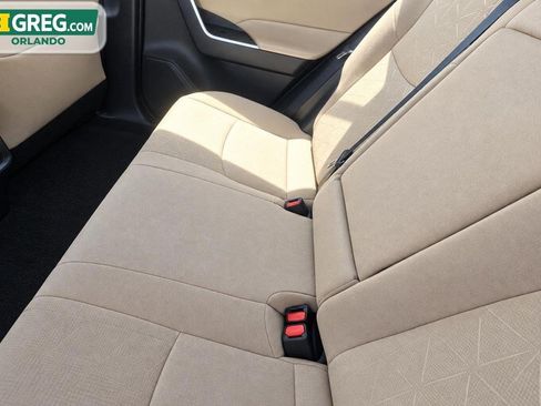 Used 2021 Toyota RAV4 XLE w/ Convenience Package AWD/4WD image 13