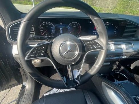 Used 2024 Mercedes-Benz GLE 450 4MATIC w/ AMG Line Exterior image 13