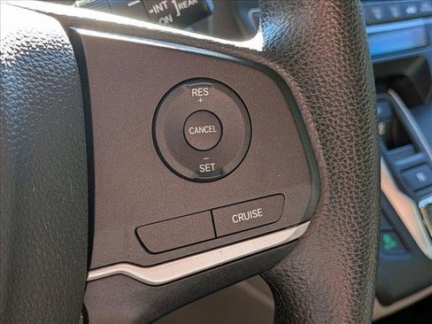 Used 2018 Honda Odyssey LX image 13