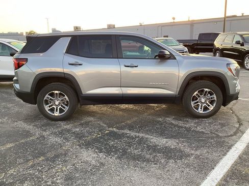 Used 2025 GMC Terrain Elevation FWD image 8