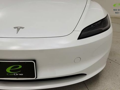 Used 2024 Tesla Model 3 Long Range RWD image 25