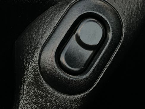 Used 2002 MAZDA MX-5 Miata LS image 33