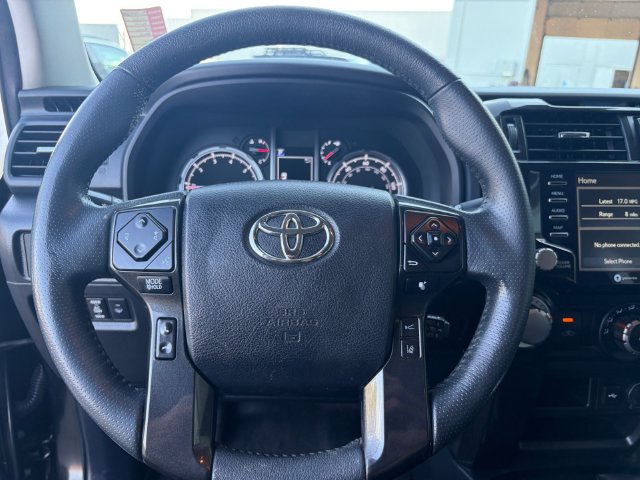 Used 2022 Toyota 4Runner TRD Off-Road AWD/4WD image 14