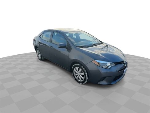 Used 2015 Toyota Corolla L image 2