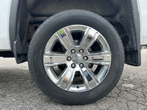 Used 2018 GMC Sierra 1500 SLT AWD/4WD image 25