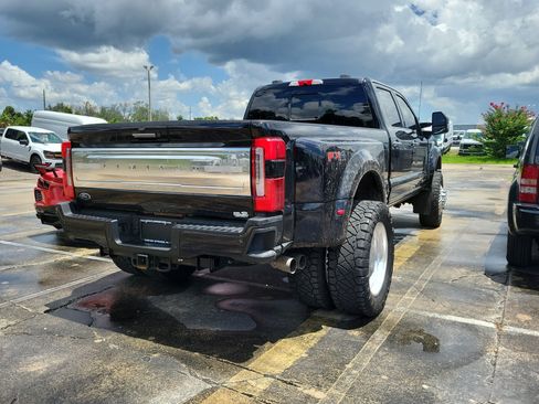 Used 2024 Ford F450 Limited w/ FX4 Off-Road Package AWD/4WD image 5