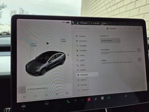Used 2018 Tesla Model 3 Long Range image 52