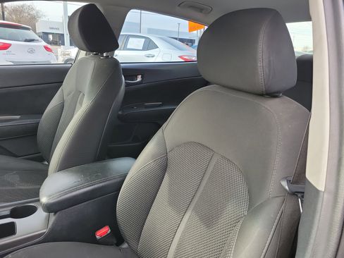 Used 2020 Kia Optima LX image 15