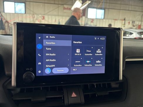 Certified 2025 Toyota RAV4 XLE image 21