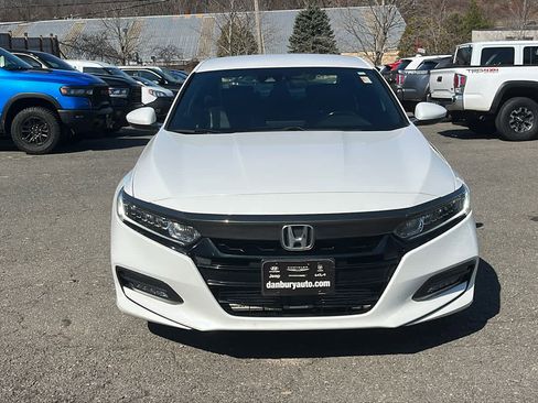 Used 2020 Honda Accord Sport image 2