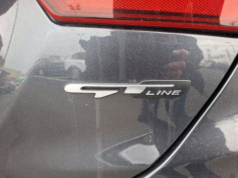 Used 2023 Kia Forte GT-Line image 32