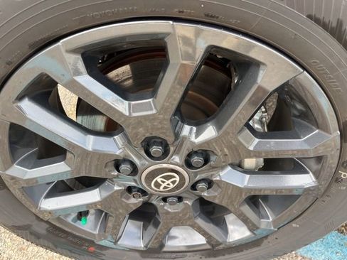 Certified 2025 Toyota Tundra Platinum image 9