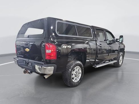 Used 2013 Chevrolet Silverado 2500 LT w/ Interior Plus Package AWD/4WD image 3