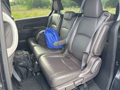 Used 2019 Honda Odyssey Elite image 11