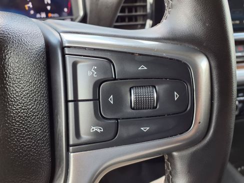 Used 2025 Chevrolet Silverado 2500 LT w/ Convenience Package AWD/4WD image 18
