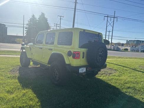 Used 2023 Jeep Wrangler Unlimited Rubicon 392 w/ Dual Top Group AWD/4WD image 6