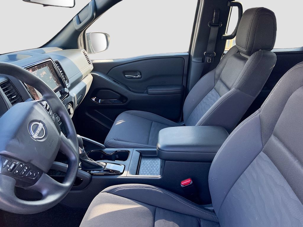 Used 2023 Nissan Frontier SV w/ Midnight Edition Package AWD/4WD image 19