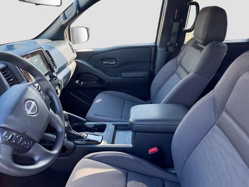 Used 2023 Nissan Frontier SV w/ Midnight Edition Package AWD/4WD image 19