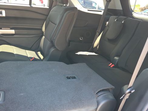 Used 2025 Ford Explorer ST AWD/4WD image 21
