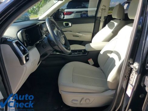 Used 2023 Kia Sorento SX FWD image 17