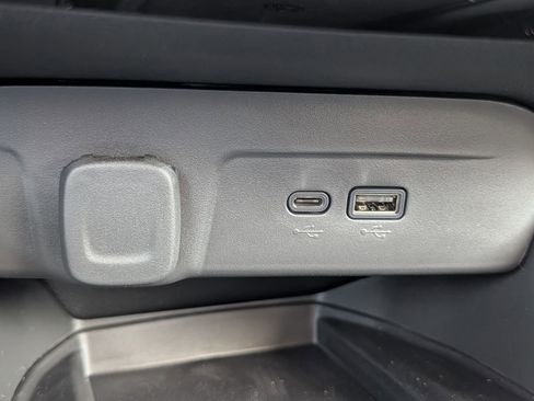 New 2026 Chevrolet Trax ACTIV FWD image 25