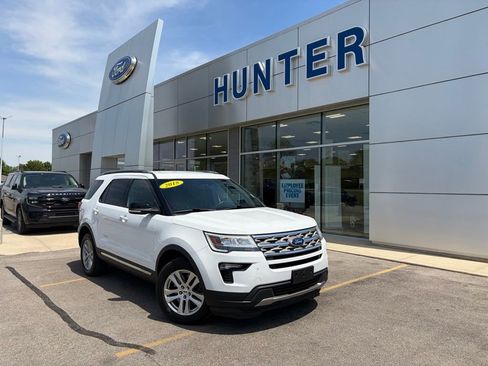 Used 2018 Ford Explorer XLT w/ Equipment Group 201A AWD/4WD image 1