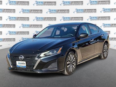 Used 2025 Nissan Altima 2.5 SV