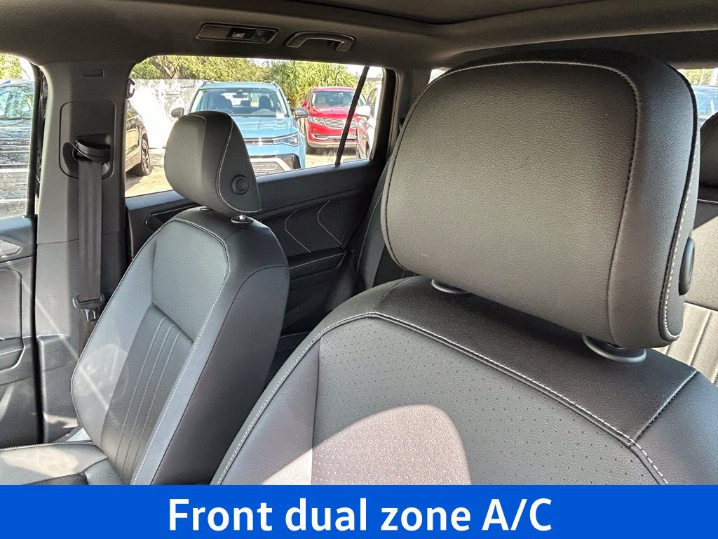 Certified 2023 Volkswagen Tiguan SE R-Line FWD image 18