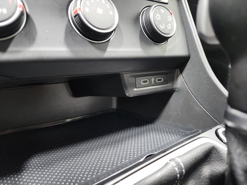 Used 2023 Volkswagen Jetta S image 7