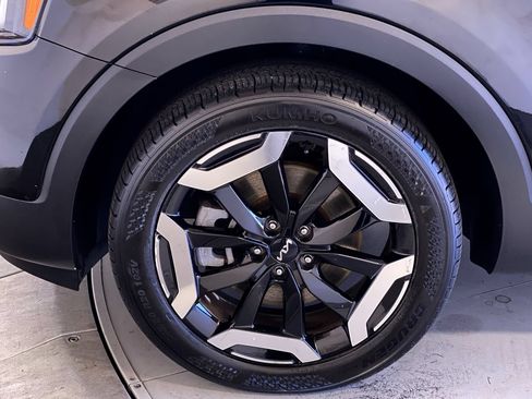 Certified 2023 Kia Telluride S w/ S Sunroof Package FWD image 12