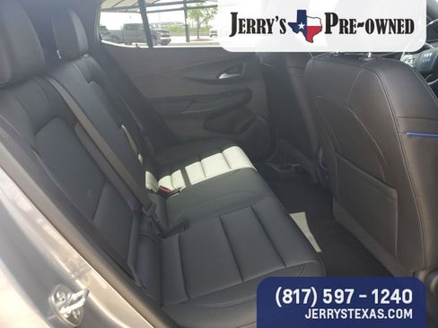 Used 2025 Buick Envista Sport Touring w/ Convenience I Package image 6