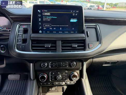 Used 2023 Chevrolet Tahoe Premier AWD/4WD image 14