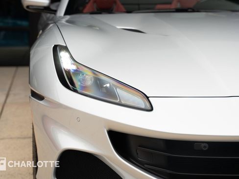 Used 2022 Ferrari Portofino M image 3