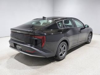 Used 2025 Kia K4 FWD video 2