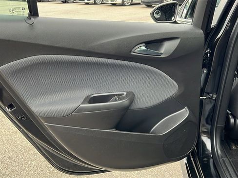 Used 2018 Chevrolet Cruze LT image 31