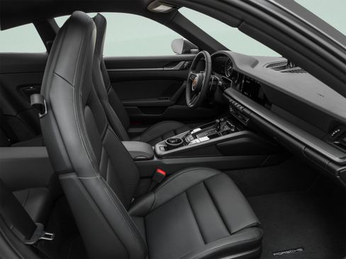 Used 2022 Porsche 911 Carrera S RWD image 25