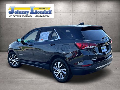 Used 2024 Chevrolet Equinox LT w/ LPO, Floor Liner Package FWD image 3