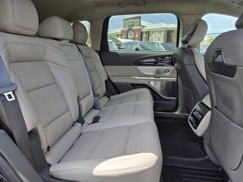 Used 2025 Lincoln Nautilus Reserve AWD/4WD image 20