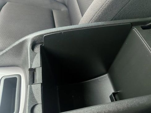 Used 2022 Chevrolet Malibu LT image 19